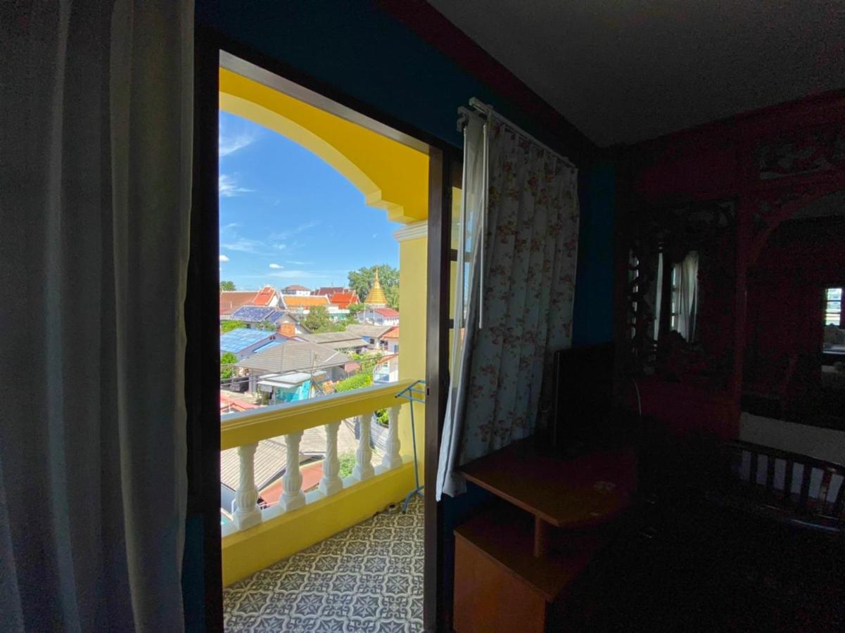Norn-Nanta House Panzió Csiangmaj Kültér fotó